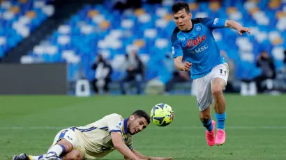 Si ‘Chucky’ Lozano no renueva con Napoli, seguir en la Serie A sería su mejor opción