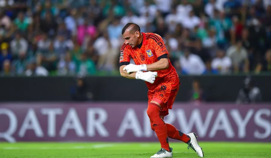 Nahuel Guzmán hace su show en la Concacaf Liga de Campeones