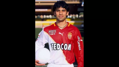 Ligue 1, Francia: Rafael Márquez (2000)