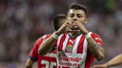 2. Alexis Vega, Chivas: 8 millones de euros