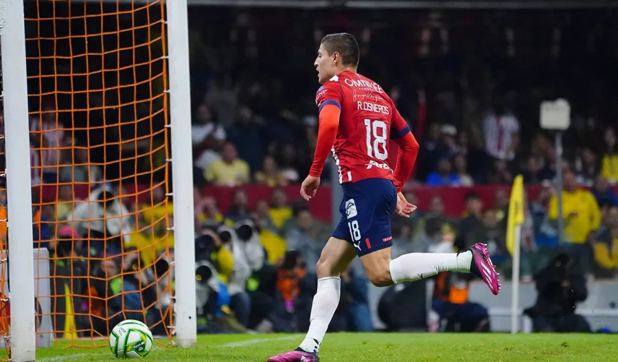El gol que hace soñar a las Chivas con la histórica remontda