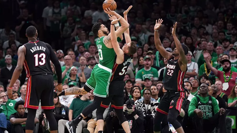 Heat evitó el milagro de los Celtics