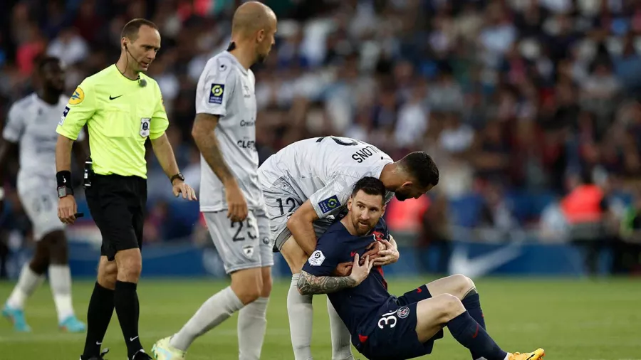 Dolorosa despedida del Paris Saint-Germain para Lionel Messi y Sergio Ramos