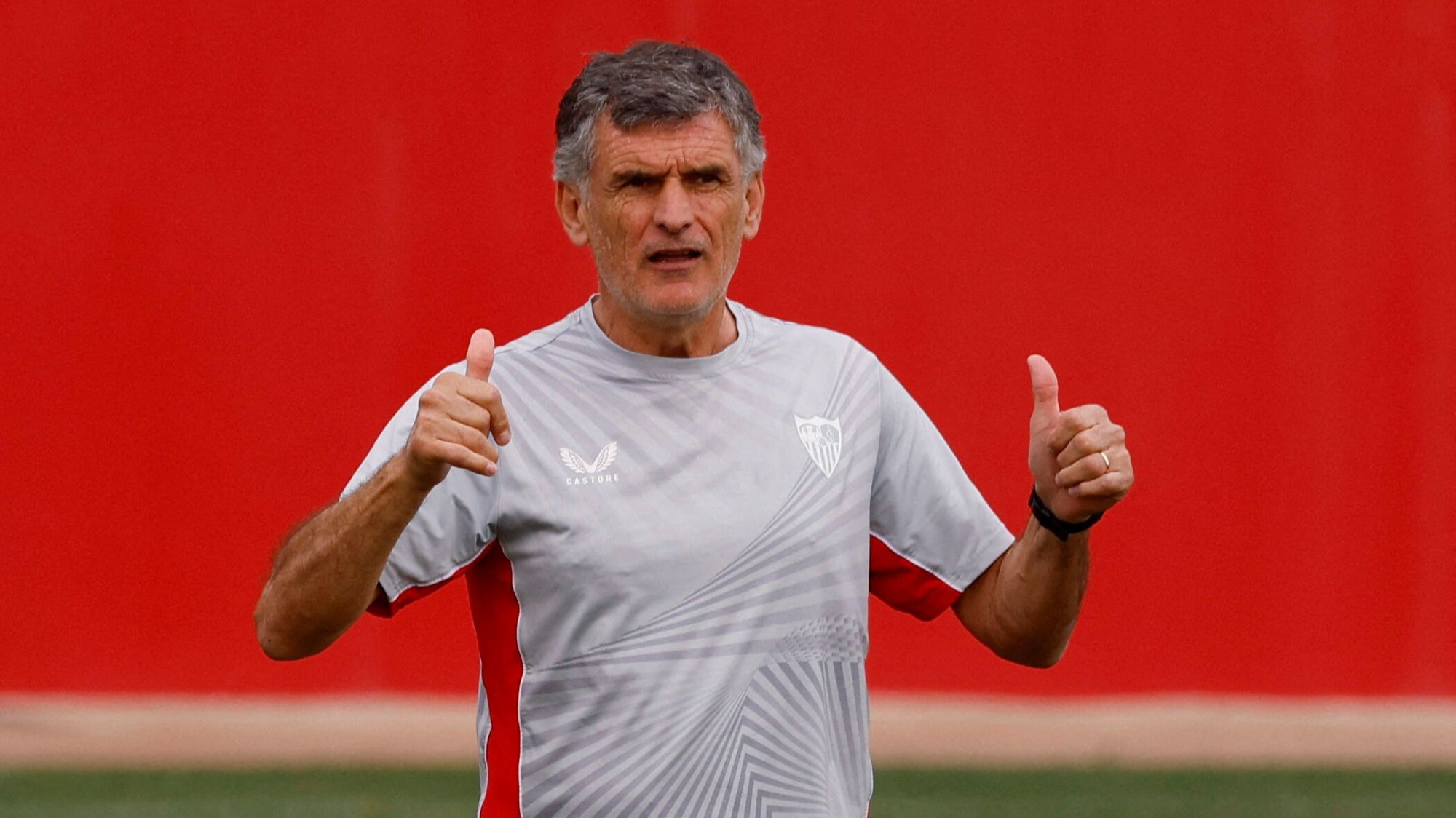 Sevilla ratifica a José Luis Mendilíbar como técnico