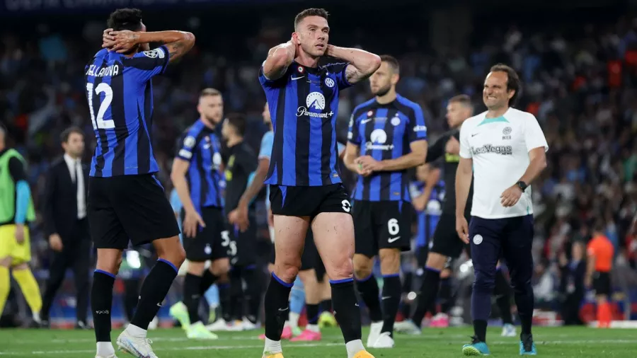 Los futbolistas de Inter lucieron desencajados tras el silbatazo final