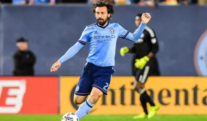 8. Andrea Pirlo (NY City FC). Jugador de 2015 a 2018. Jugó 62 partidos en el futbol de los Estados Unidos.