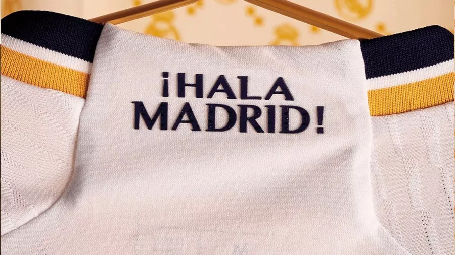 Una de las novedades es el "¡Hala Madrid!" en la nuca.