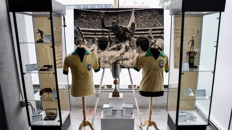 Galería dedicada a Pelé