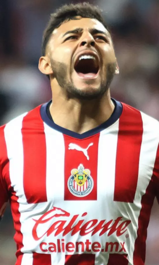 Paciencia... Erick Gutiérrez y Alexis Vega no jugarán pronto en Chivas