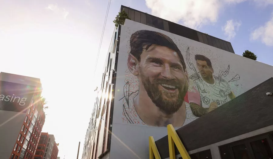 Así luce el majestuoso mural dedicado a Messi