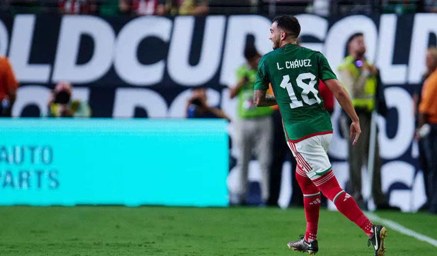 El zapato mágico de Luis Chávez reaparece, ahora en Copa Oro