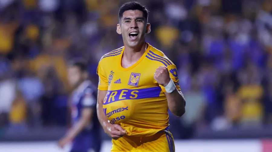Jesús Angulo, defensa de 25 años | Llegó para el Clausura 2022