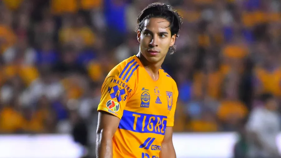 Diego Lainez, mediocampista de 23 años | Llegó para el Clausura 2023