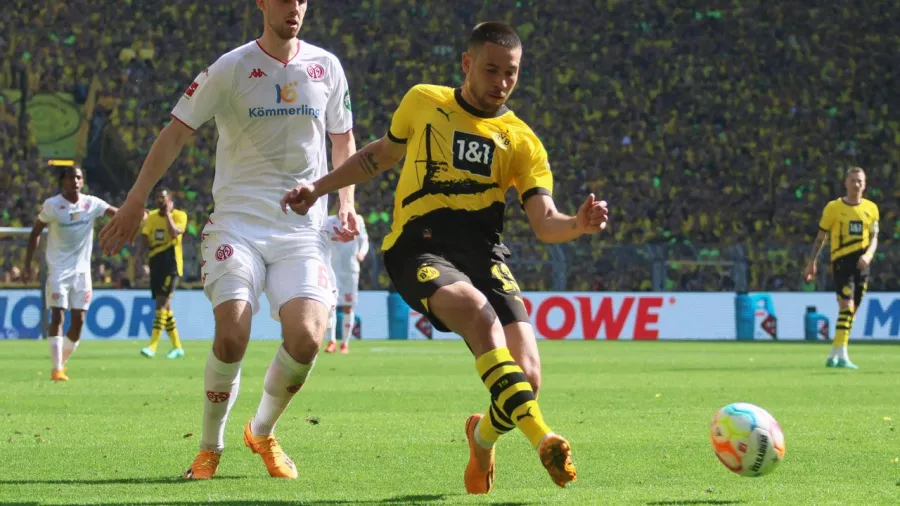 Raphael Guerreiro - De Borussia Dortmund a Bayern Munich