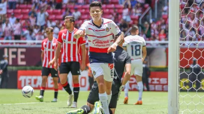 Pável Pérez marcó el 1-0 a los 16 minutos de la primera mitad