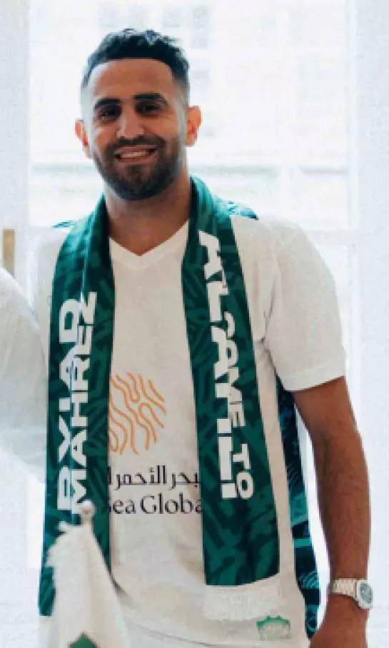 Al-Ahli oficializa el fichaje de Riyad Mahrez
