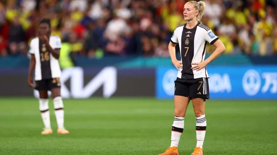 Primera derrota de Alemania en la fase de grupos del Mundial Femenino desde 1995 frente a Suecia