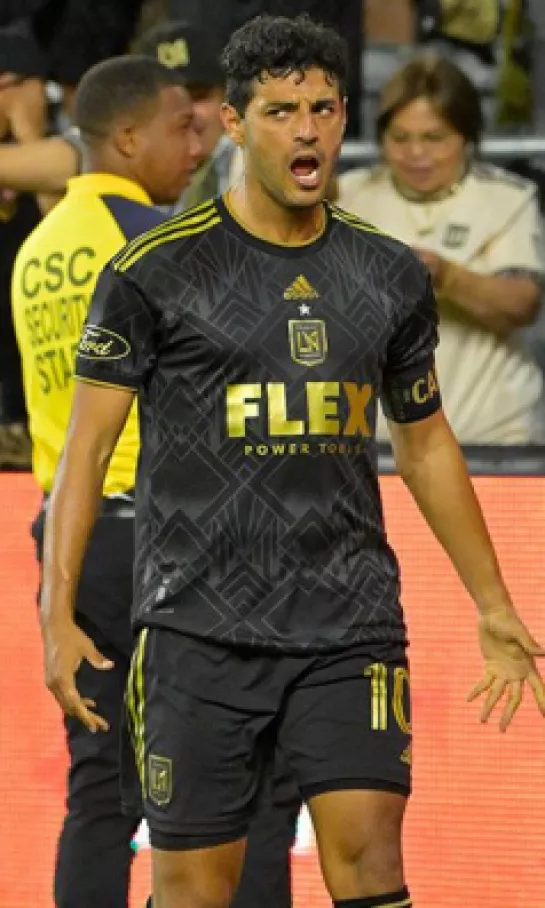Carlos Vela manda a casa a Juárez FC con dos golazos