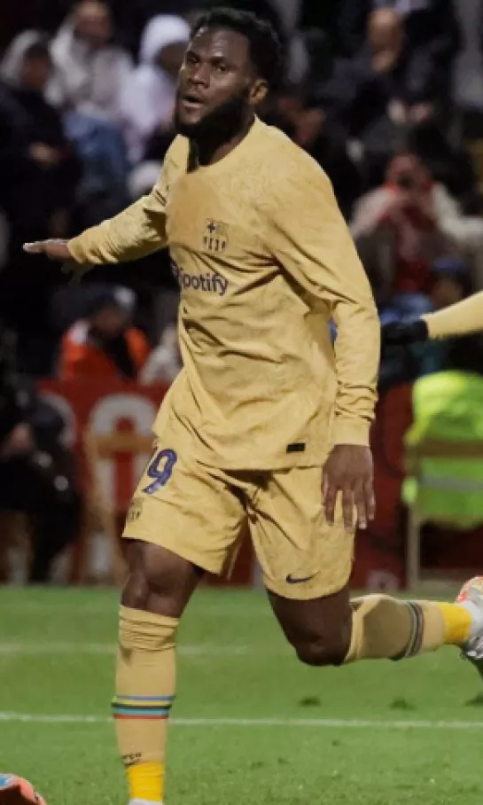 Barcelona confirma la venta de Franck Kessié a Al Ahli