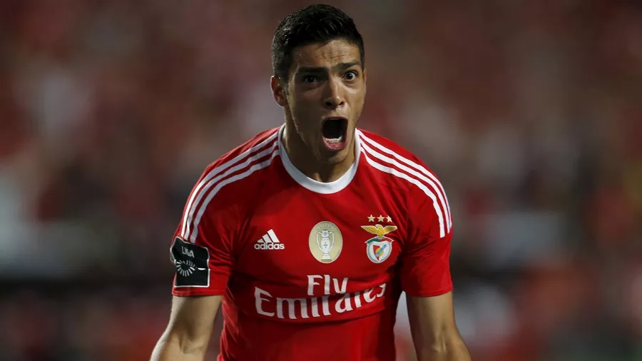 4.	Raúl Jiménez, 22 millones de euros (Atlético de Madrid-Benfica)