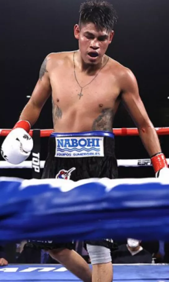 Emanuel 'Vaquero' Navarrete está convertido en el mejor boxeador mexicano del momento