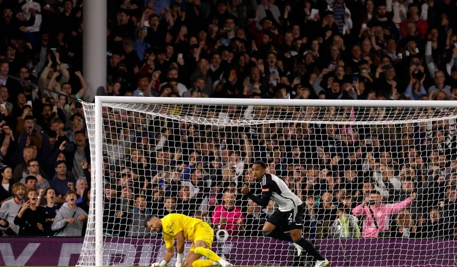 Fulham, con Raúl Jiménez, elimina en penales al Tottenham