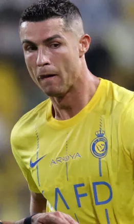 Cristiano Ronaldo apareció en la goleada de Al-Nassr