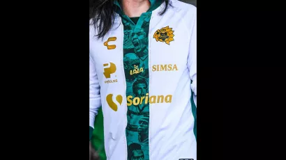Así el jersey edición especial que Santos está usando en este duelo en Torreón ante Pumas.