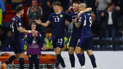 Escocia y Francia mandan en su grupo en las eliminatorias rumbo a la Eurocopa