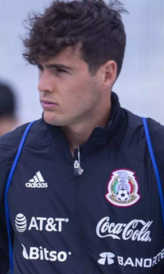 Teun Wilke firma con Chivas tras cuatro años en Europa