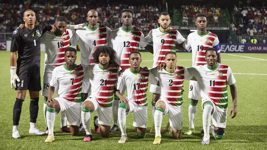 Surinam (Sudamérica): juega en CONCACAF, Norteamérica