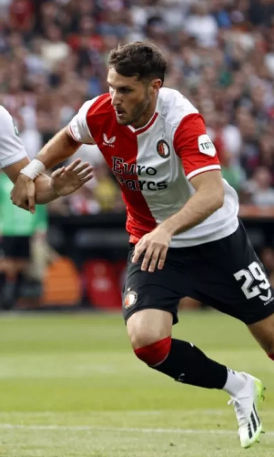 Actuación gloriosa de Santiago Giménez y el Feyenoord