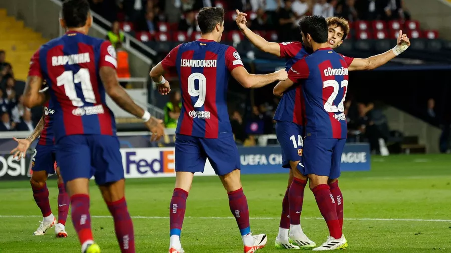 Joao Félix, gol en su primer partido en Champions con el Barcelona