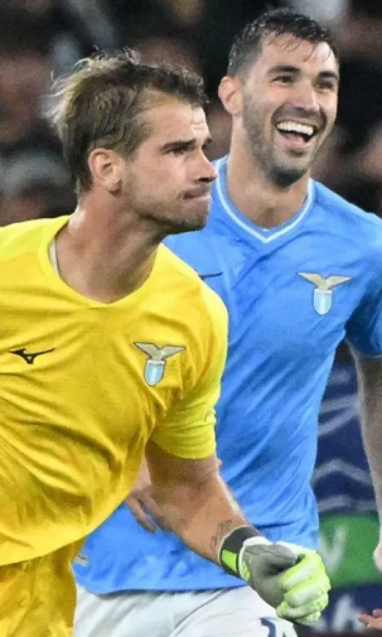 Un golazo del portero salvó a la Lazio ante el Atlético de Madrid