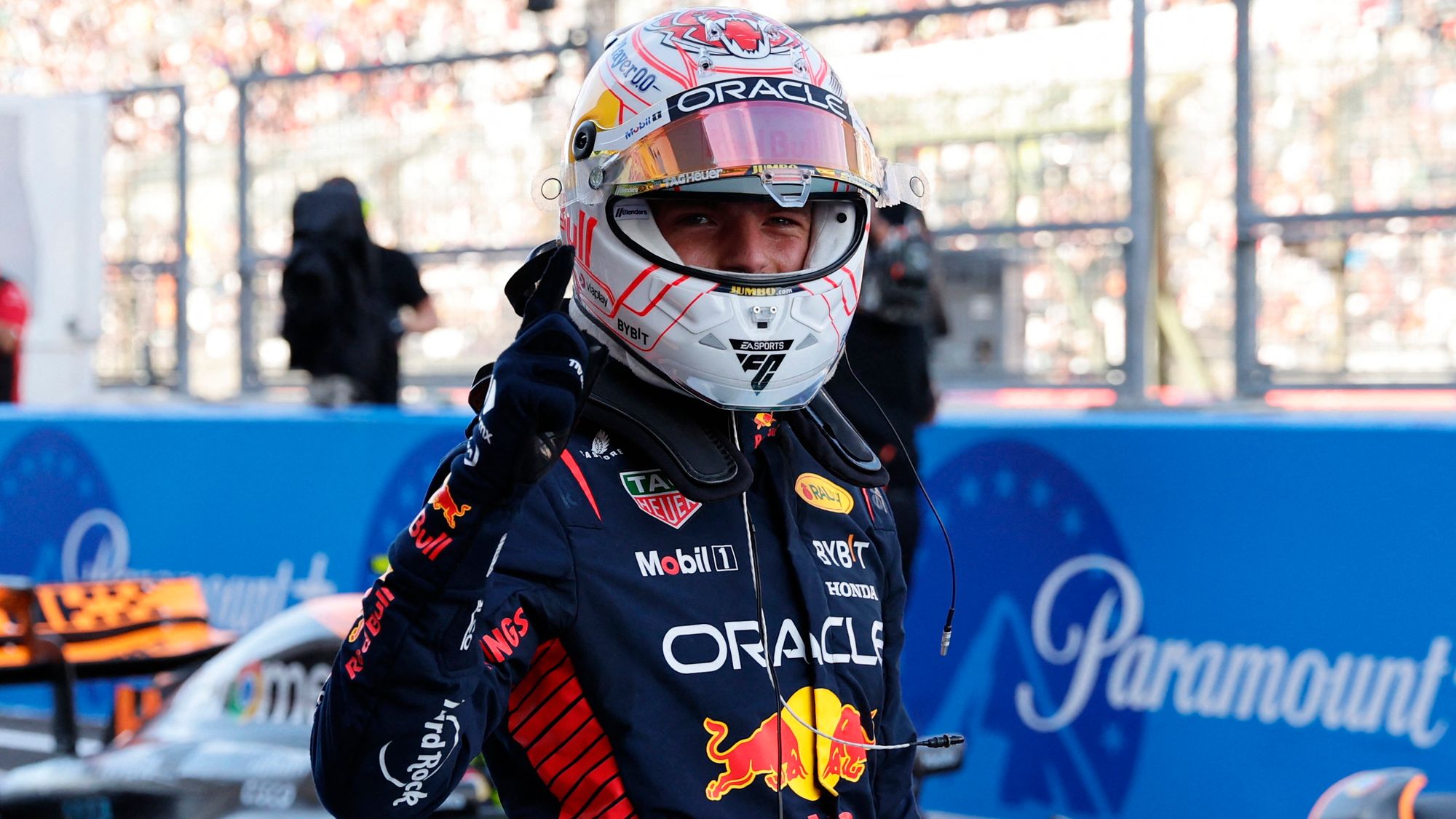 Despertaron los toros: Max Verstappen ganó la 'pole position' en Japón