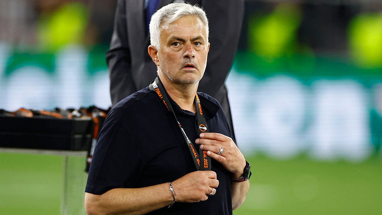 José Mourinho dice que llegará al mejor equipo de México, pero León lo 'desmiente'