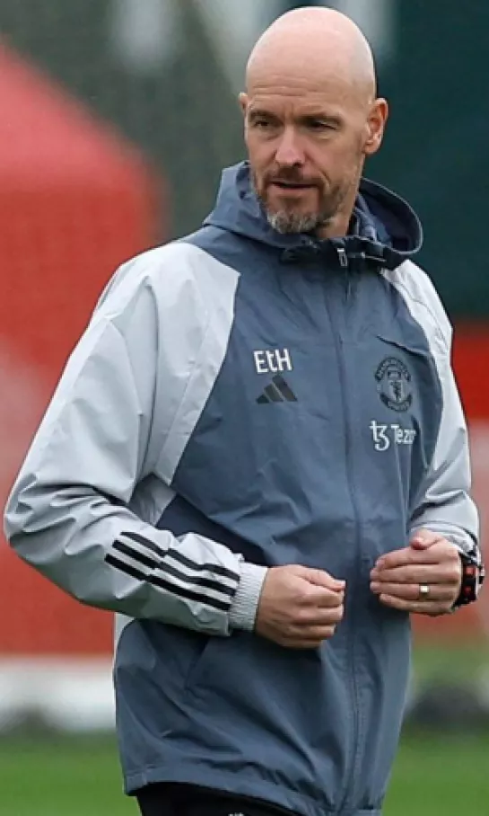 Erik ten Hag firme en Manchester United a pesar de la crisis