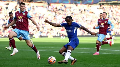 Sterling anotó el 3-0 al 65; el atacante inglés le ha marcado a los ‘Clarets’ con Liverpool, Manchester City y Chelsea
