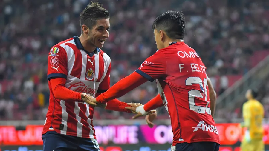 Chivas está ganando el clásico tapatío con gol de Fernando Beltrán (9').