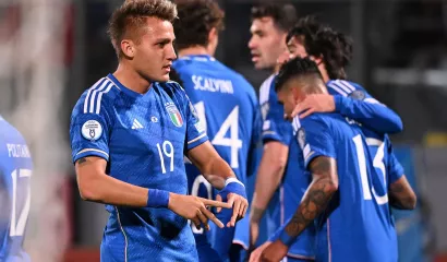 7. Italia vs. Malta. Eliminatorias Euro. Sábado 14 de octubre. Italia se aferra a la segunda plaza y buscará un triunfo ante el rival más débil de su sector.