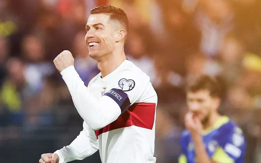 Cristiano Ronaldo y otro doblete que le acerca a los 900 goles