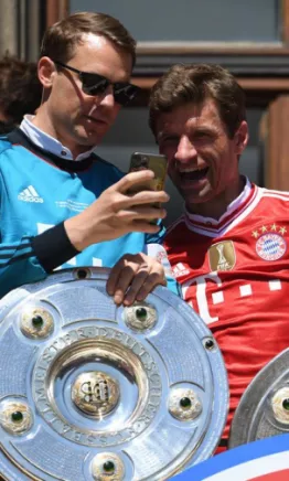 Bayern Munich intentaría mantener a Manuel Neuer y Thomas Müller