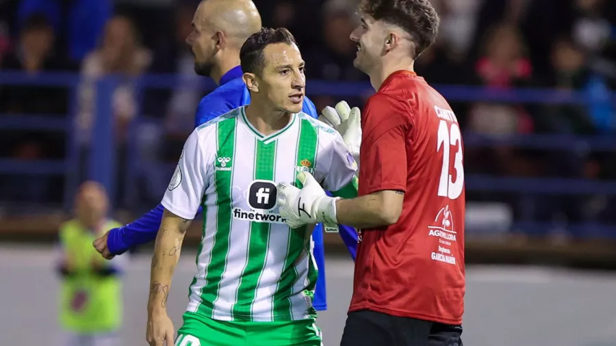 Andrés Guardado, protagonista en la goleada de escándalo del Betis en Copa del Rey