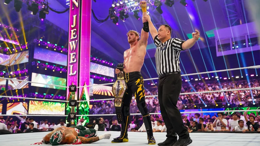 Logan Paul consiguió su primer título en WWE