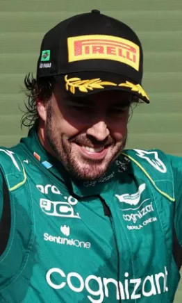 Dramática batalla por el tercer lugar entre 'Checo' Pérez y Fernando Alonso