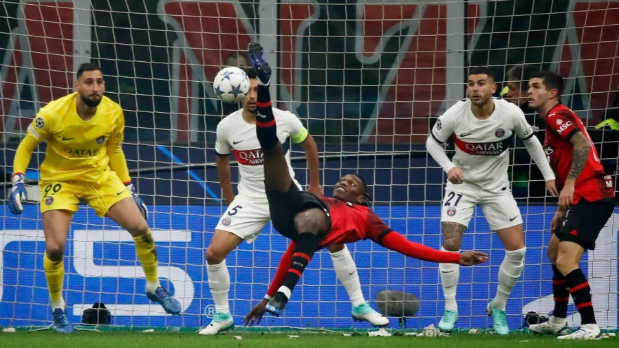 Milan empató al 12 con su primer gol en el torneo después de cinco partidos