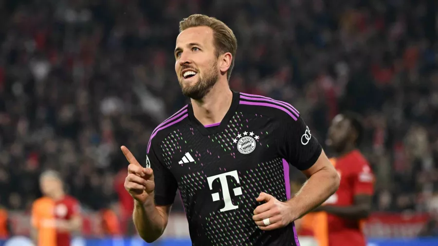 Con su doblete le ayudó al Bayern Munich a cerrar su pase a octavos de final.