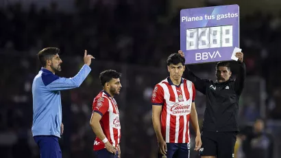 El jugador entró a los 58 minutos y al 77' le dieron la oportunidad de tirar el penal que significaba el 1-1 y que le daba el cuarto lugar a Chivas en el cierre del torneo regular, pero el portero Julio González atajó.