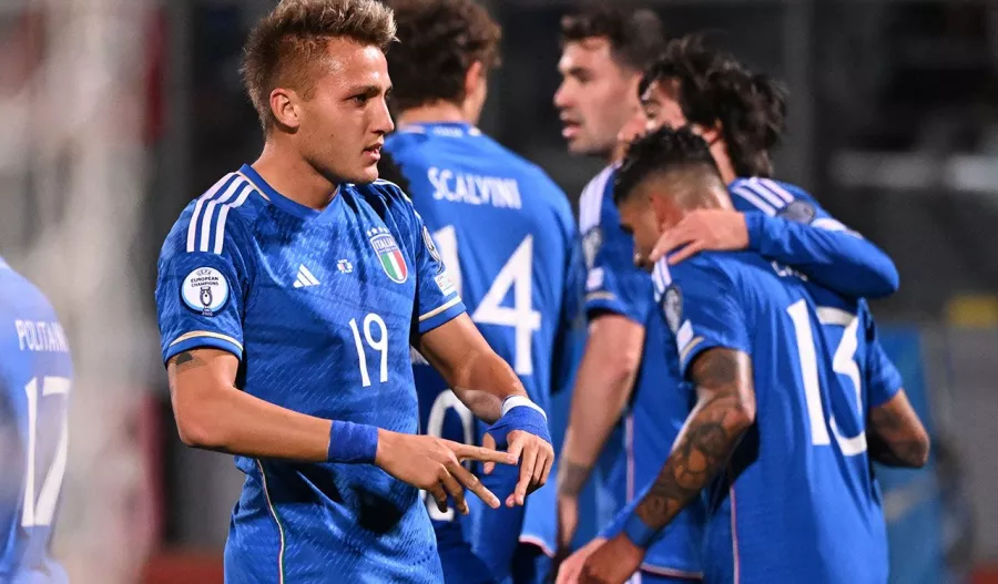 10. Italia vs. Macedonia del Norte. Eliminatorias Euro 2024. Viernes 17 de noviembre. Los italianos están obligados a obtener una victoria pues, por ahora, están fuera de la Euro.