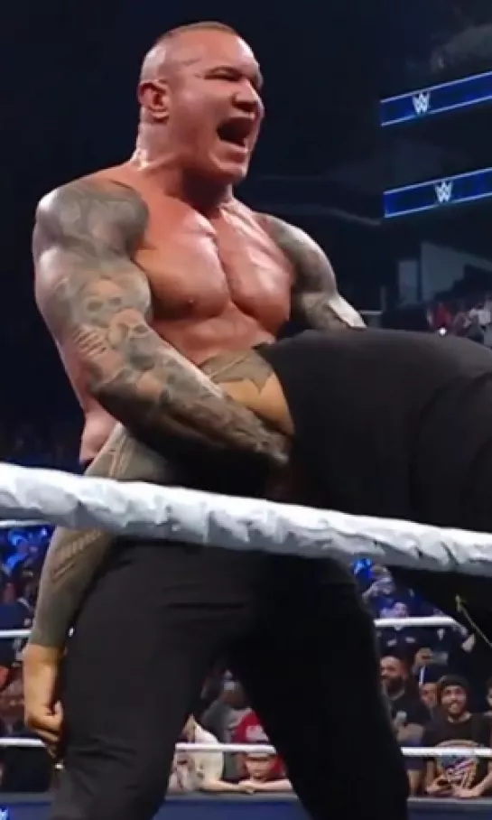 Randy Orton es oficialmente de SmackDown